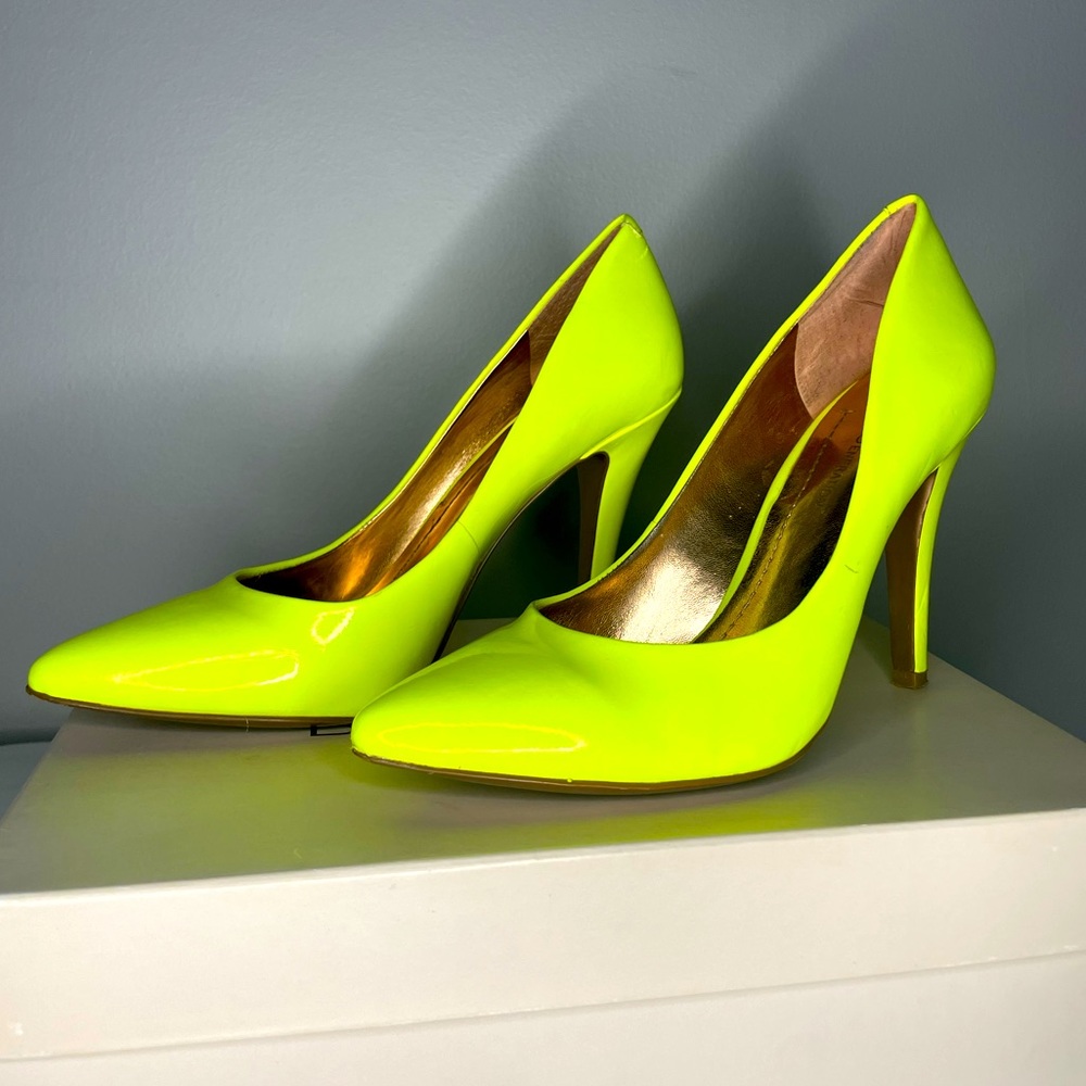 BCBGeneration Neon Yellow Patent Leather Pump